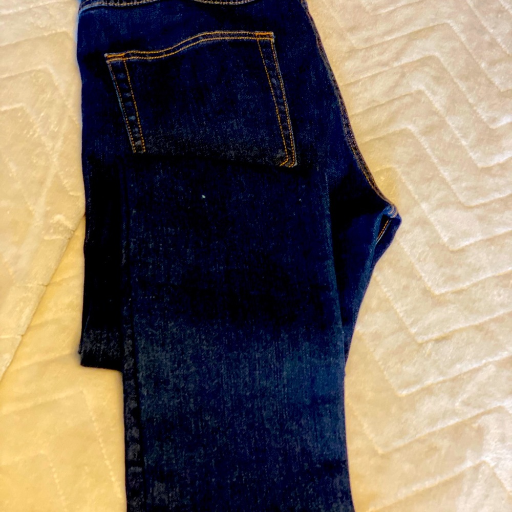 HnM men’s jeans dark wash button fly